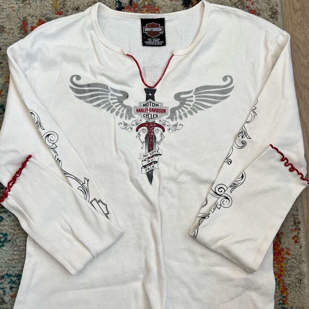 Harley-Davidson Cream Long Sleeve with Winged Design